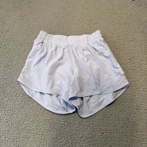 Lululemon Low Rise Hotty Hot Short 4”Women’s Sz. 4 Pastel Blue